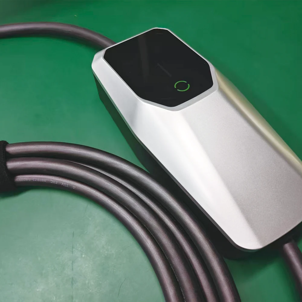 Portable EV Charger 2.0: Original control-unit detail